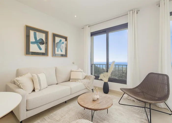 Beautiful Modern דירה